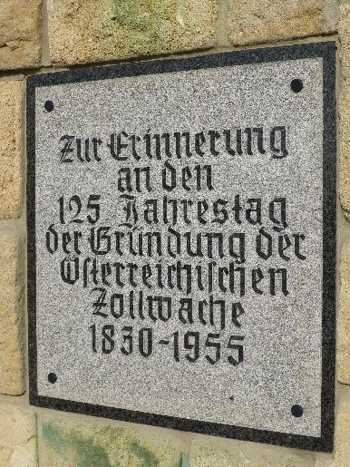Gedenktafel neu